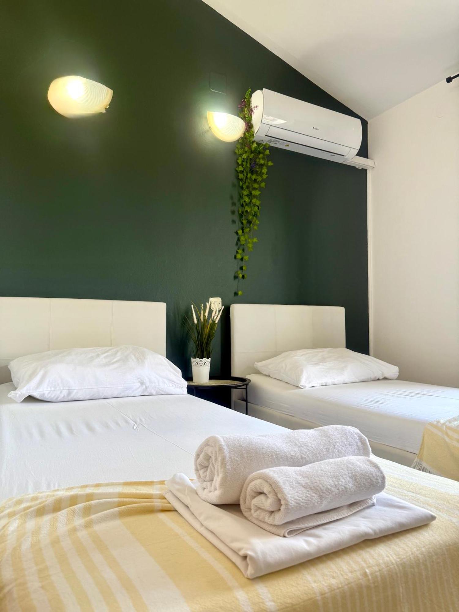 Apartments Ana & Ita Novalja Εξωτερικό φωτογραφία