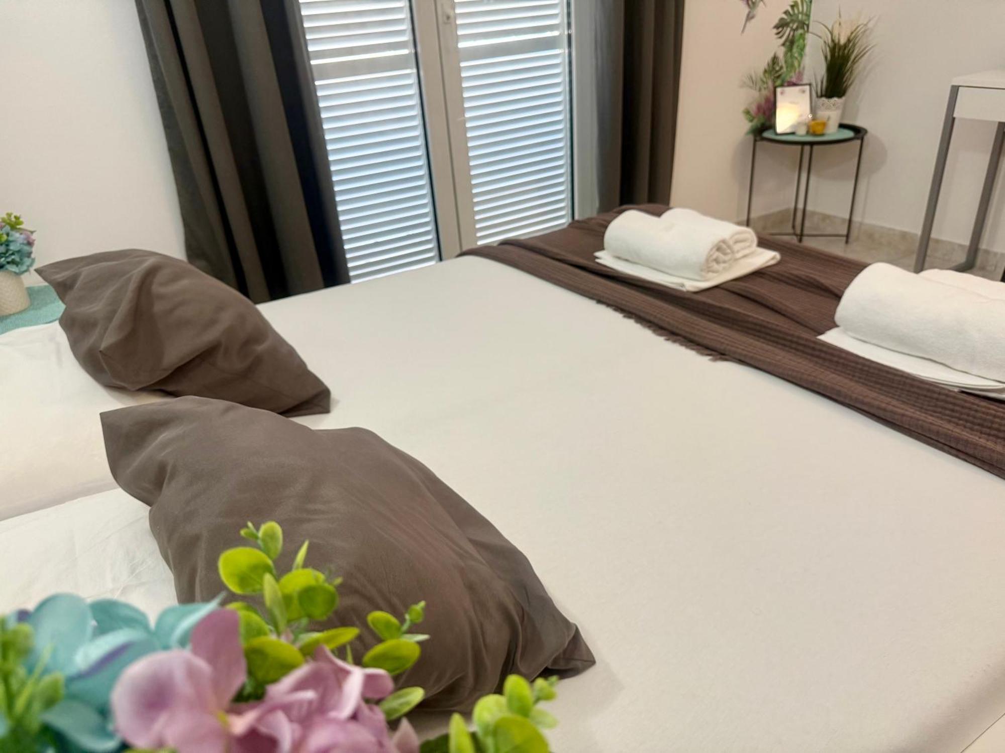 Apartments Ana & Ita Novalja Εξωτερικό φωτογραφία