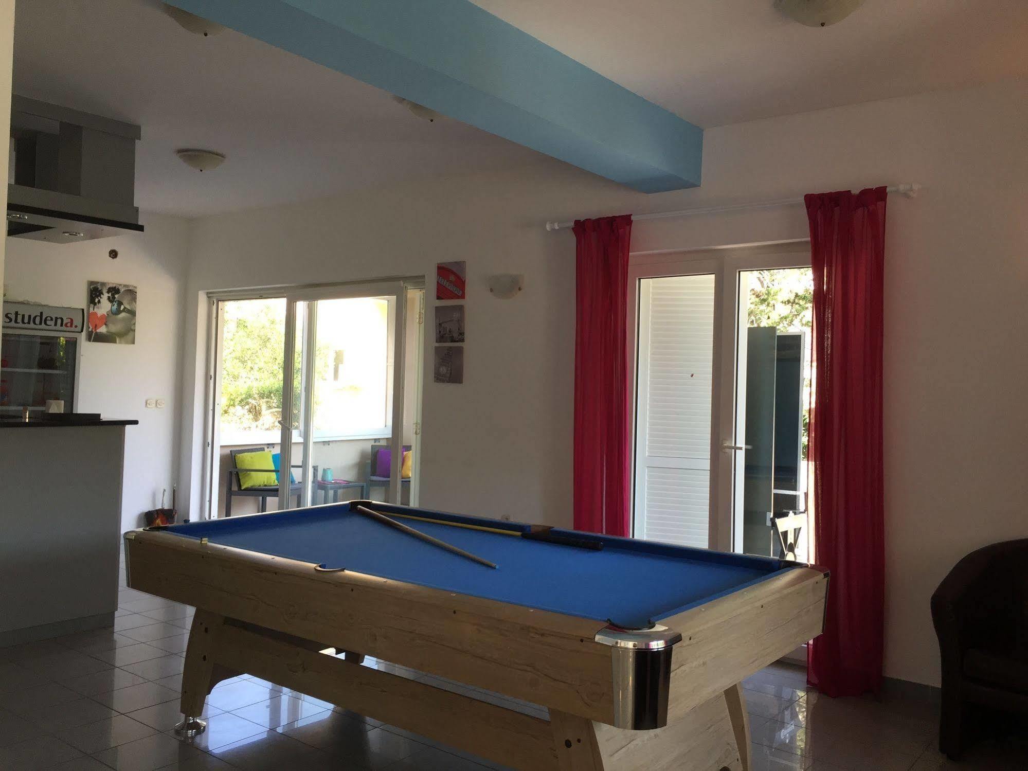 Apartments Ana & Ita Novalja Εξωτερικό φωτογραφία
