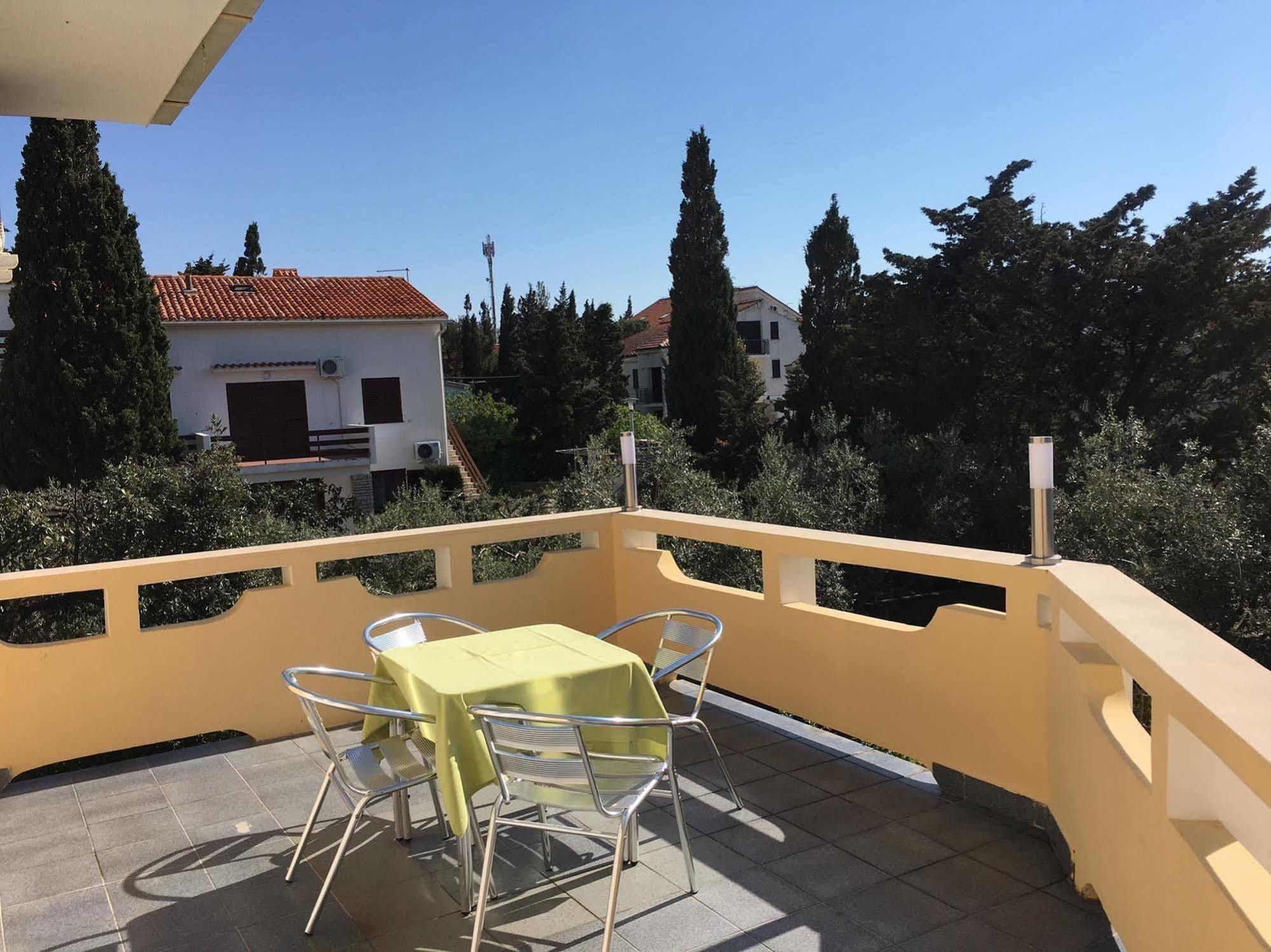 Apartments Ana & Ita Novalja Εξωτερικό φωτογραφία